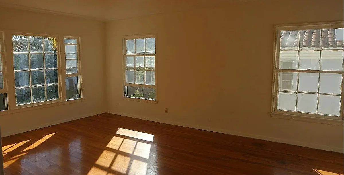 Building Photo - 455 N Hayworth Ave #1