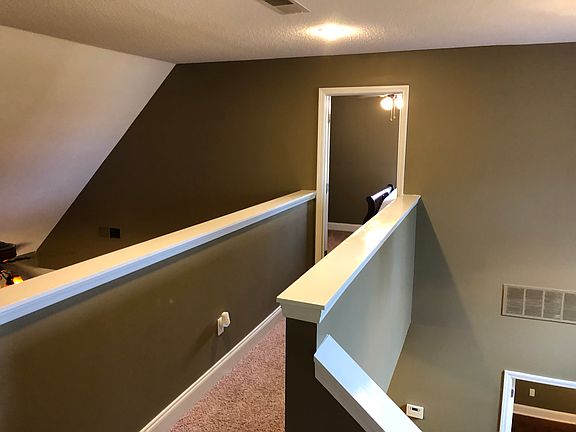 4th image of 8455 Dunn Ln E