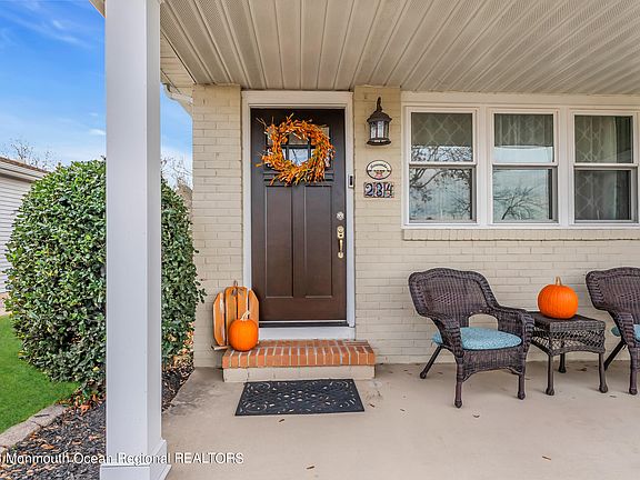 4th image of 234 Port Royal Drive