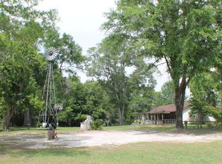 8000 Old Ebenezer Rd, Laurel Hill, FL 32567