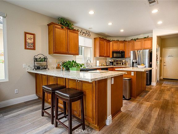 4th image of 28665 Raintree Dr