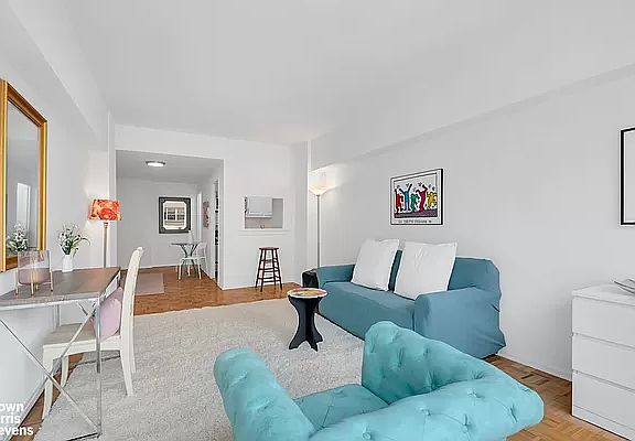 2nd image of 520 E 72nd St APT 11G