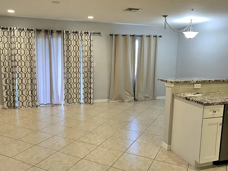 5357 SE Jennings Ln — Photo 14