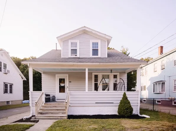 75 Shores St, Taunton, MA 02780