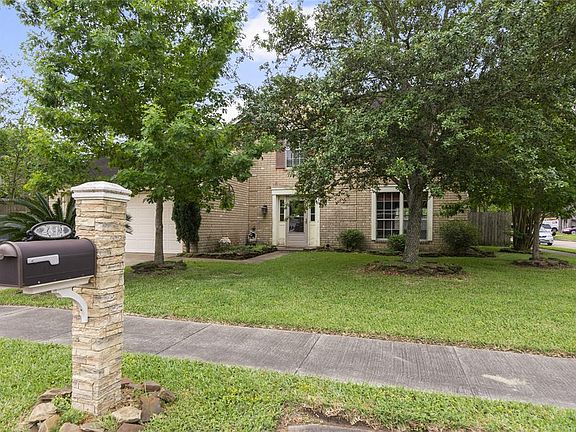2nd image of 2512 Colleen Dr
