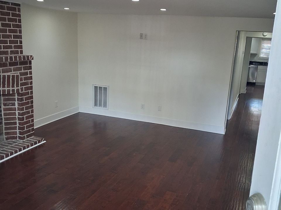 1st image of 109 E Oglethorpe Ave Floor 1