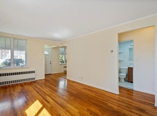 6431 73rd Pl, Middle Village, NY 11379