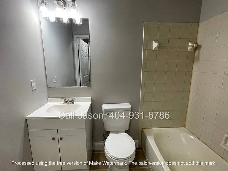 250 Stafford St NW #B — Photo 12