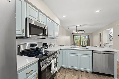 412 Pinehurst Ln Photo 1