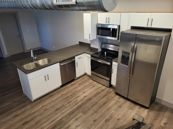 1703 Home Ave #107, Columbus, IN 47201
