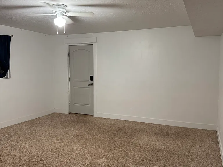 350 W 1045 N — Photo 18