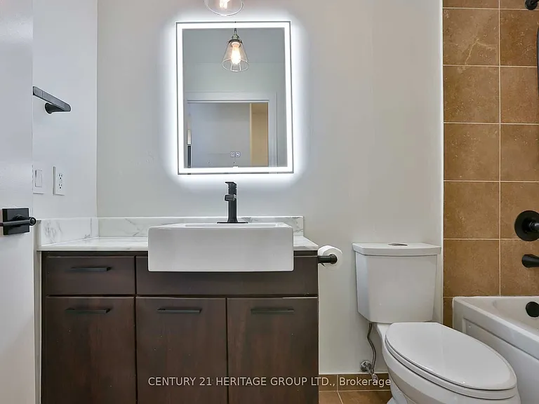 770 Bay St #Penthouse 603 — Photo 7