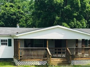 11080 Hillcrest Dr SW, Mauckport, IN 47142