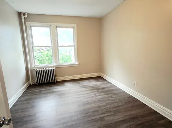 241 Duncan Avenue image 6 of 9