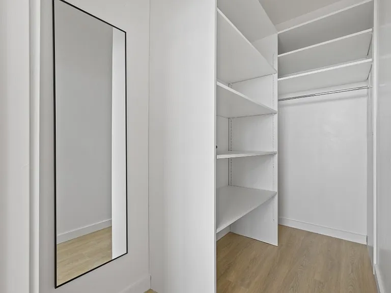 Soundview Apartments — Photo 25