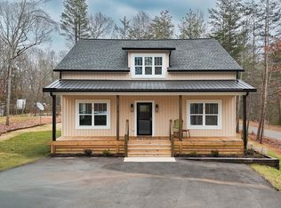 270 Townview Dr, Cleveland, GA 30528