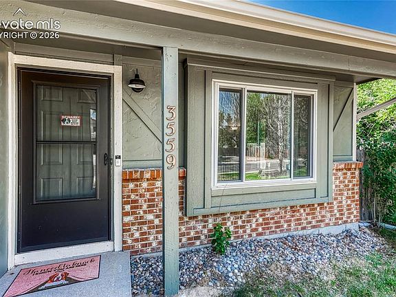 4th image of 3559 Brisbane Dr