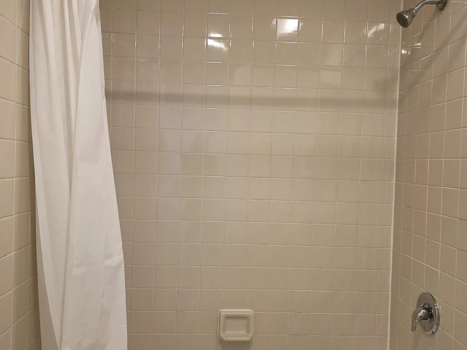 1114 Pine St — Photo 4