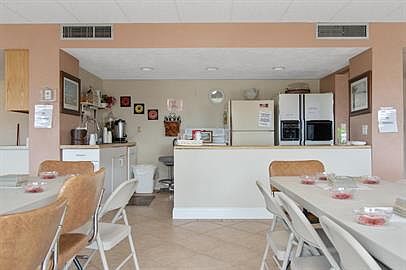 5th image of 3600 S Oceanshore Blvd #1
