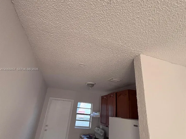 4145 SW 19th St #1 — Photo 16