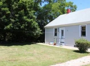 150 Budlong Rd APT 2, Cranston, RI 02920