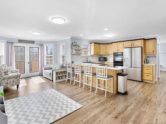 5th image of 219 Kingsley Rd