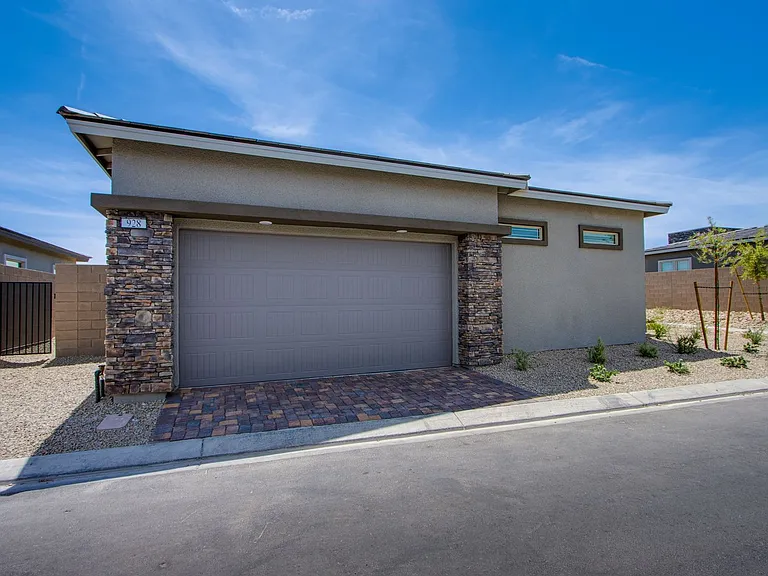 928 Allister Fields Ln — Photo 3