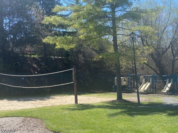 61 Wood Duck Ct, Allamuchy Twp., NJ 07840