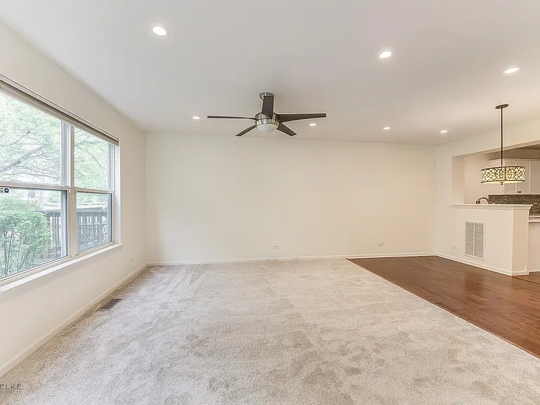 3220 Cool Springs Ct — Photo 9
