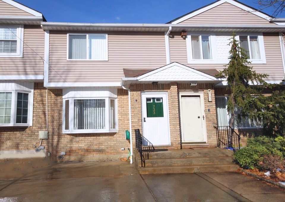 1st image of 733 Barlow Ave