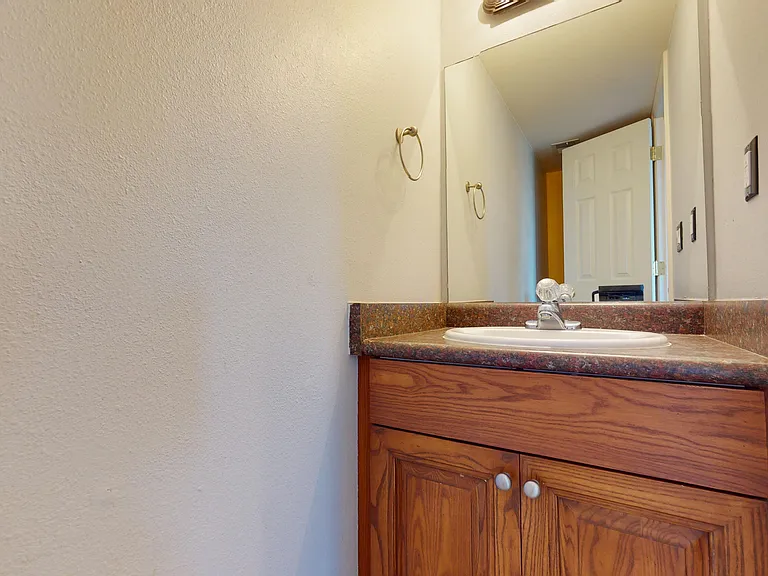 6256 Escondido Dr — Photo 12