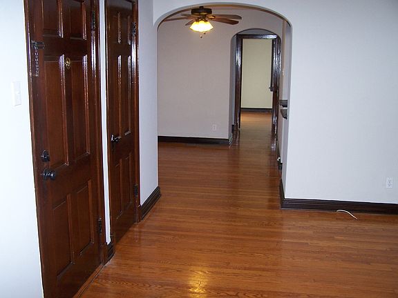 5th image of 5838 Nottingham Ave #9bc2ebc03