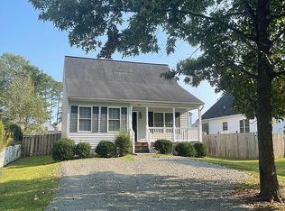 344 4th St, Colonial Beach, VA 22443