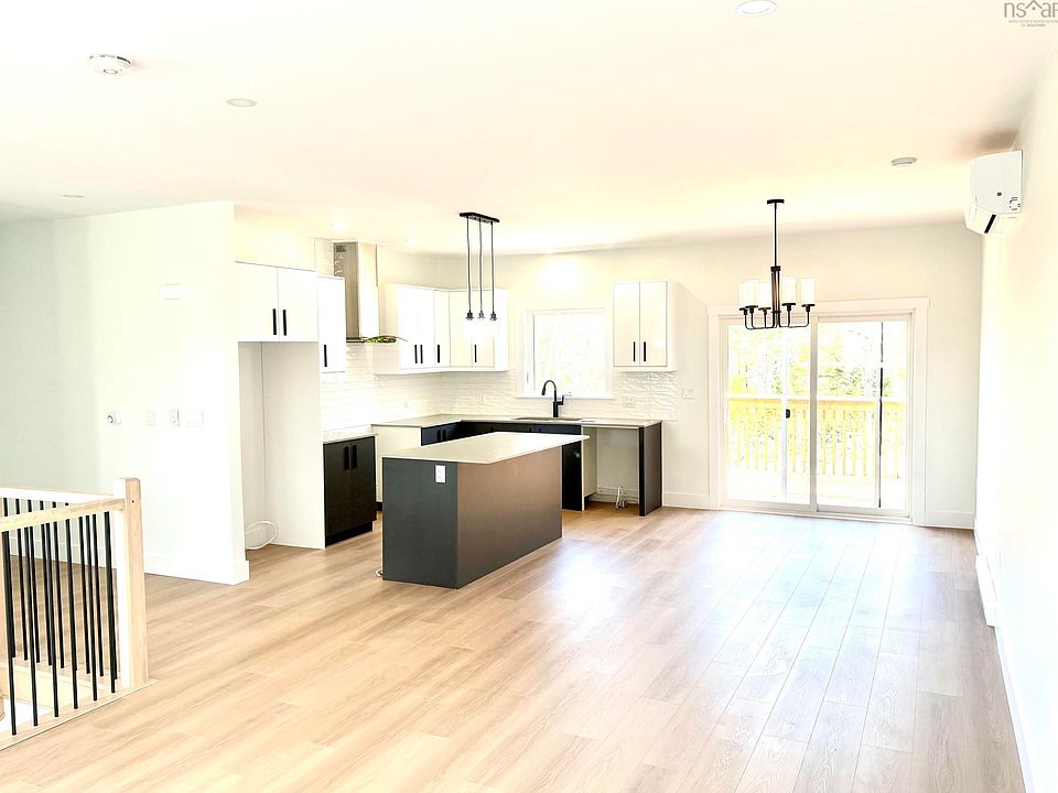 1st image of 32 Raihaven Ln