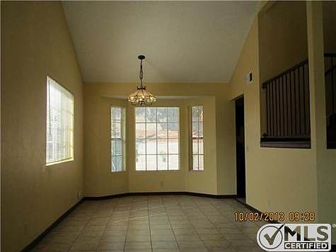 5th image of 384 Brandywood St