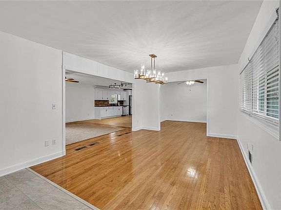 4th image of 318 Tyrone Rd