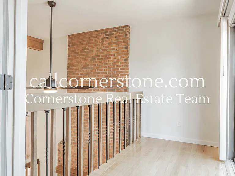 2695 Norwich Dr — Photo 11