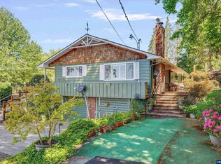 1120 N Oak Grove Rd NW, Salem, OR 97304