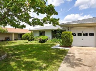 802 Pompton Rd #A, Monroe Township, NJ 08831