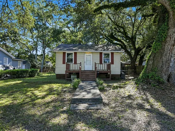 2663 Olympia Ave, North Charleston, SC 29405