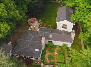 103 Hopkins Ave, Johnston, RI 02919