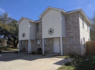 540 Waco St #B, Pleasanton, TX 78064