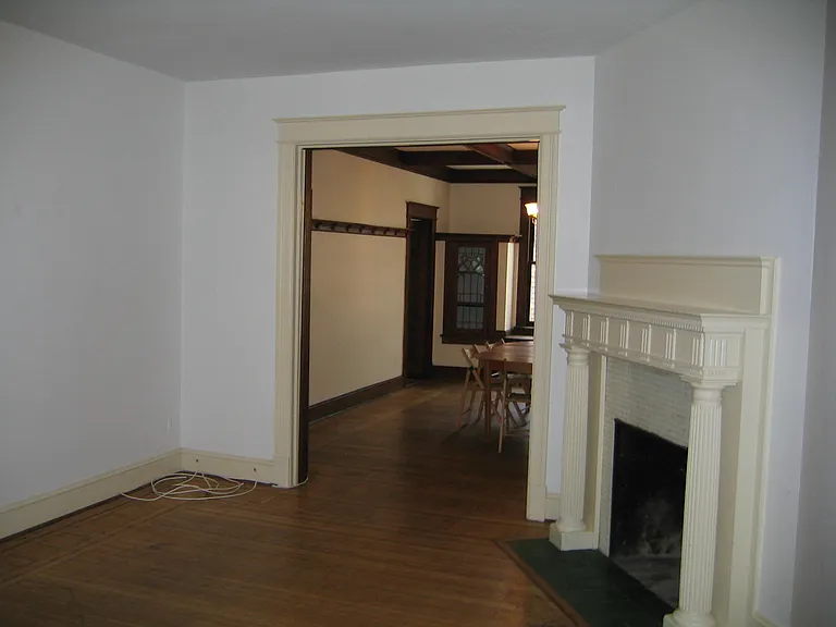 1660 Hobart St NW #A — Photo 8