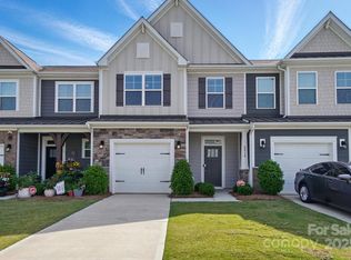 8018 Saluda Dr, Charlotte, NC 28269