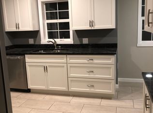 4490 Silsby Rd, University Heights, OH 44118