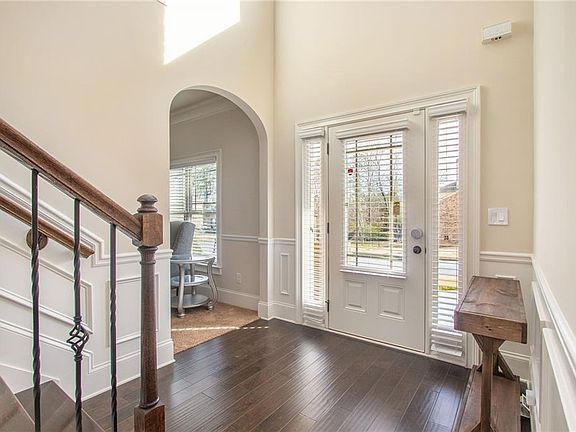 4th image of 3758 Bayberry Way