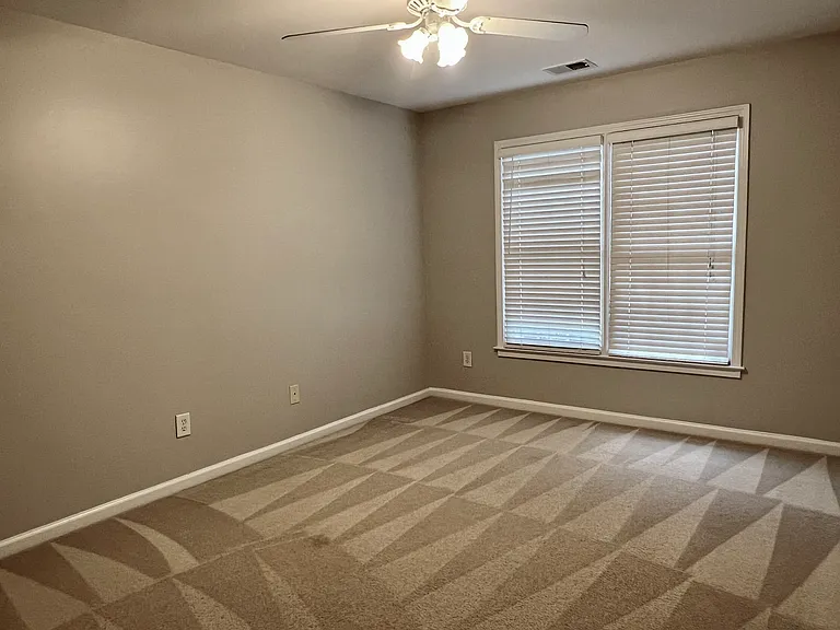 1214 Harris Commons Pl — Photo 7