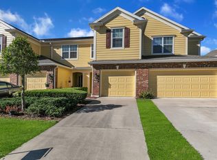 6892 Roundleaf Dr, Jacksonville, FL 32258