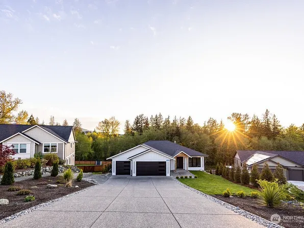 24026 Dolphin Lane, Mount Vernon, WA 98274