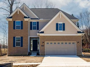 2168 Emerald Ln #26, Wixom, MI
